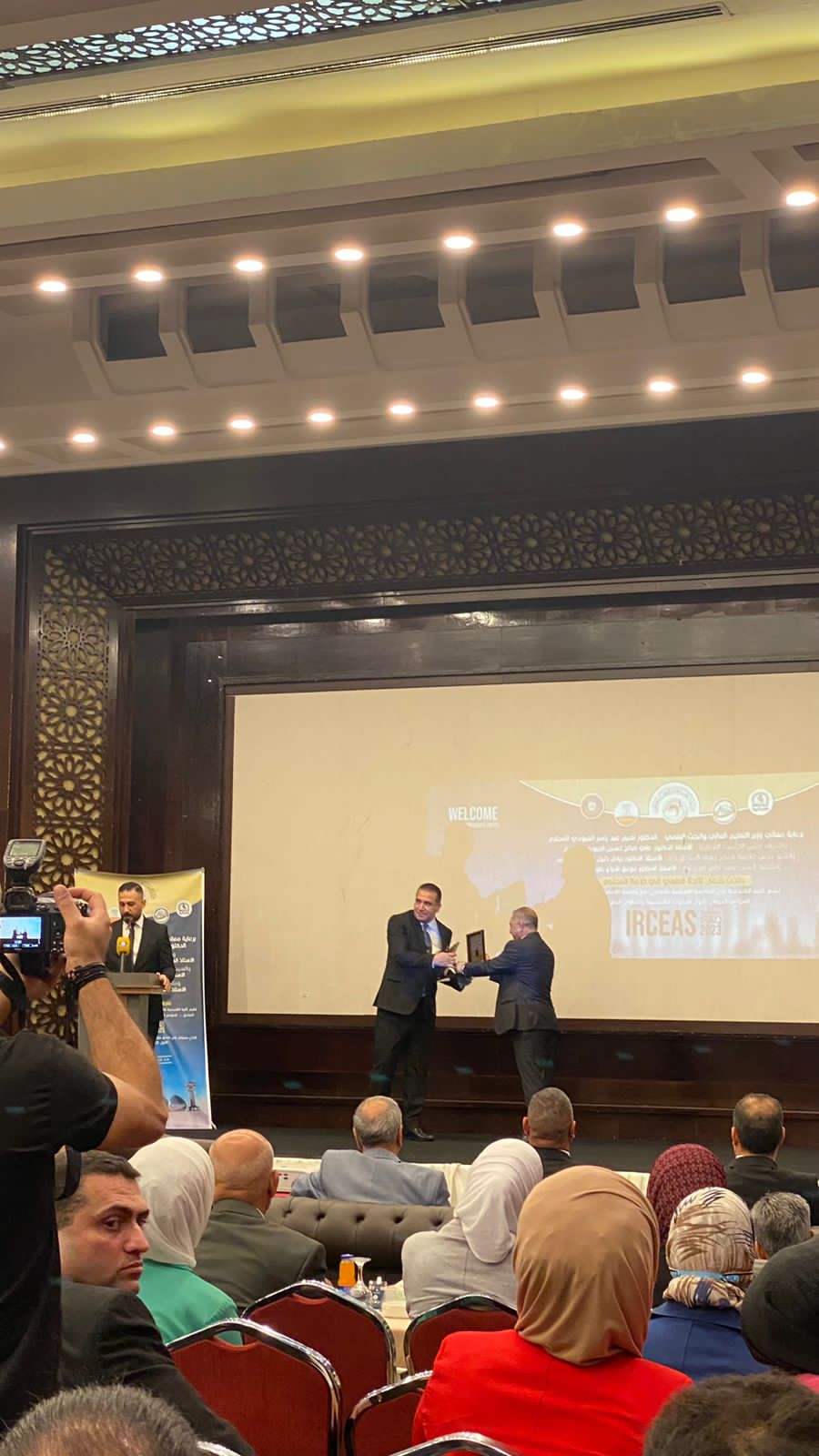 A0CB1016-6ABC-44C3-9FD4-00D1D4BC2068